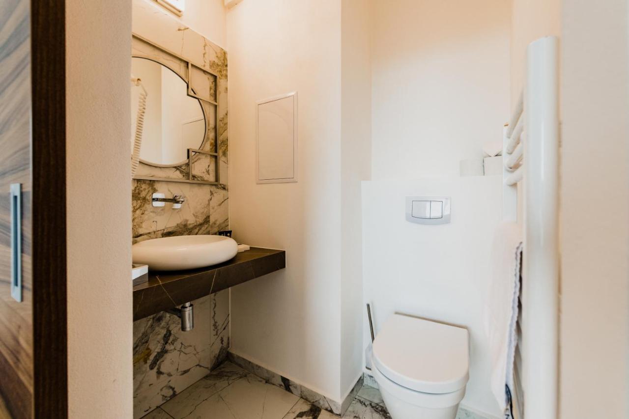 Hotel Palcat Tabor Zewnętrze zdjęcie