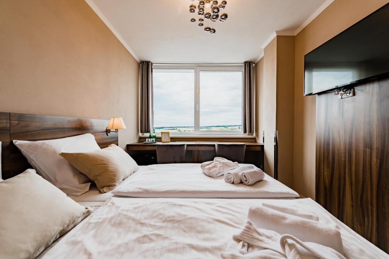 Hotel Palcat Tabor Zewnętrze zdjęcie