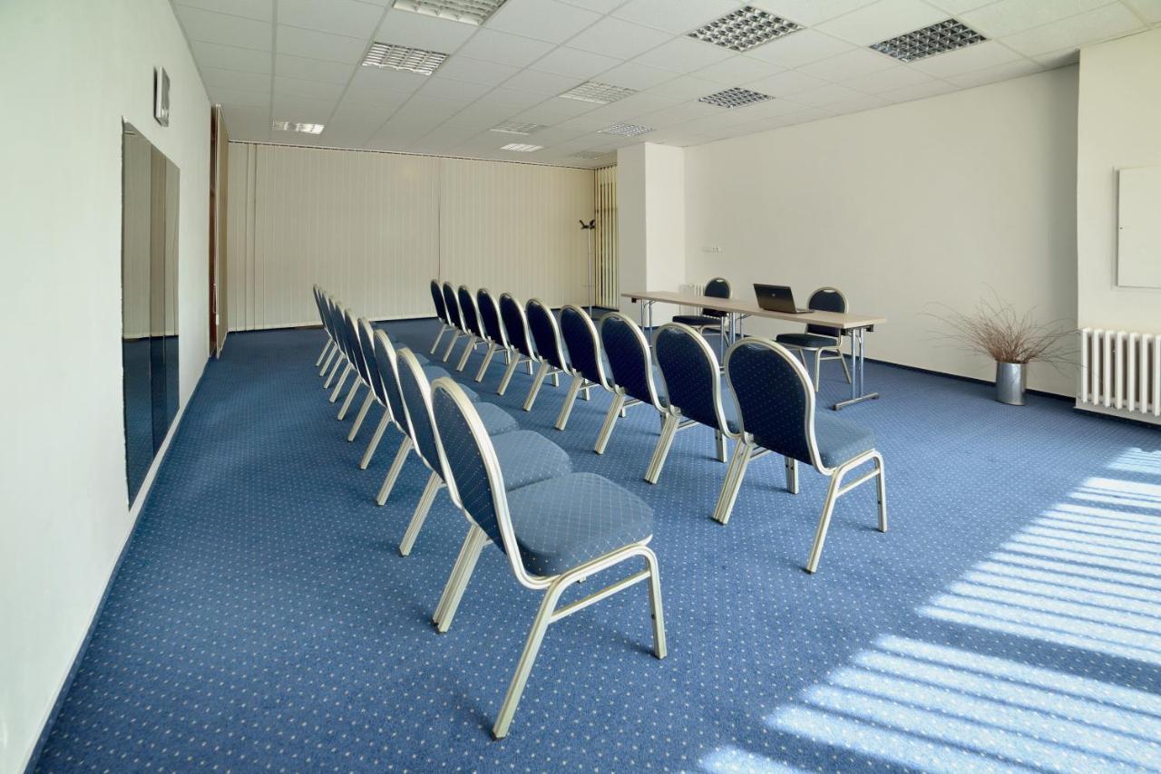 Hotel Palcat Tabor Zewnętrze zdjęcie