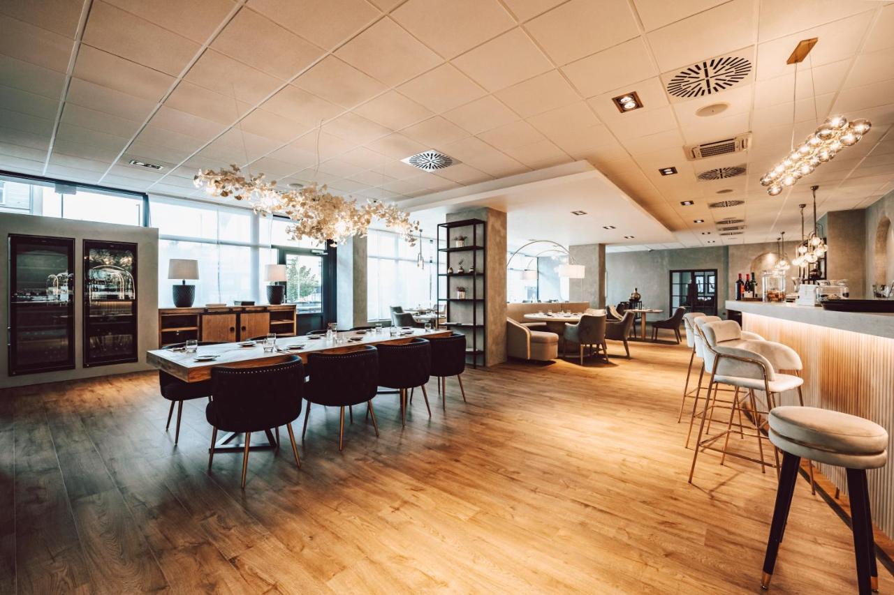 Hotel Palcat Tabor Zewnętrze zdjęcie