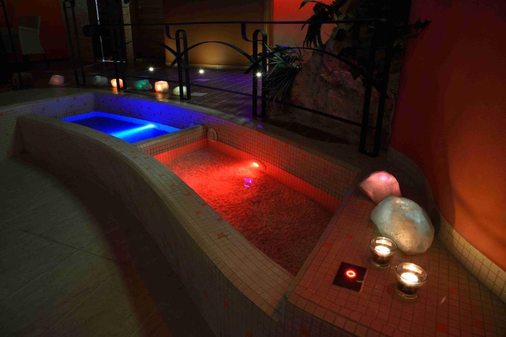 Hotel Palcat Tabor Zewnętrze zdjęcie